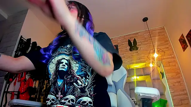 Evangelinejoness  online show from 03/28/26, 11:32