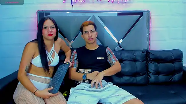 Innocent Room1 online show from 10/31/25, 06:47