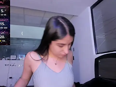 princesstina- online show from 10/28/25, 05:37