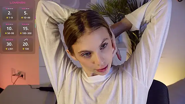 mia silkk online show from 11/17/25, 06:08