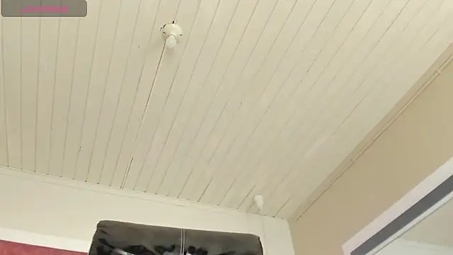 Shara Goddes05 online show from 11/28/25, 04:09