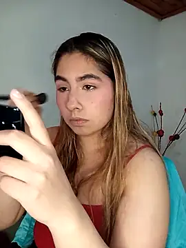 Snapshot of sofiazaf5 chatting on 11/14/25, 03:33 sofiazaf5 online show from 11/14/25, 03:33