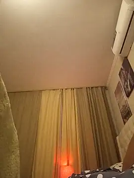 Snapshot of Ambika_beauty chatting on 11/30/25, 02:48 Ambika beauty online show from 11/30/25, 02:48