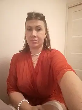 Ambika beauty online show from 02/25/26, 04:49