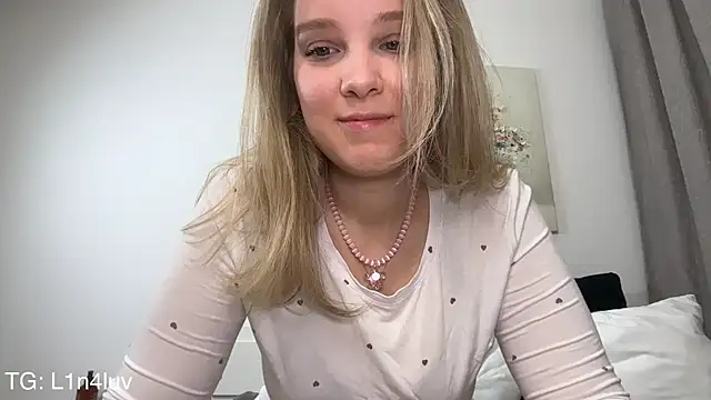 AIicaparkerc online show from 03/05/26, 04:47