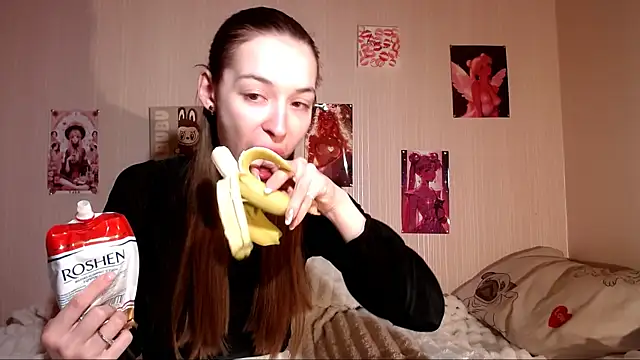 Daphne Darkthorn online show from 04/13/26, 07:52