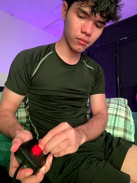 Im Camii online show from 12/02/25, 06:03