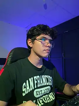 Im Camii online show from 03/26/26, 08:25