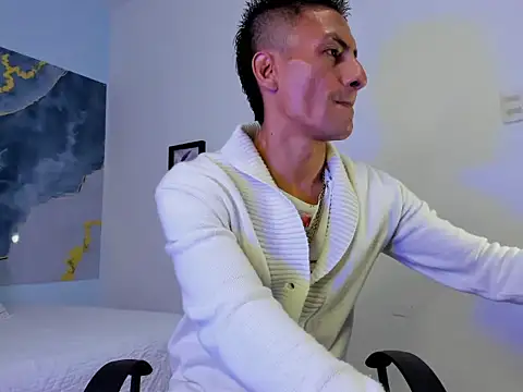 latin crissex online show from 10/18/25, 11:55