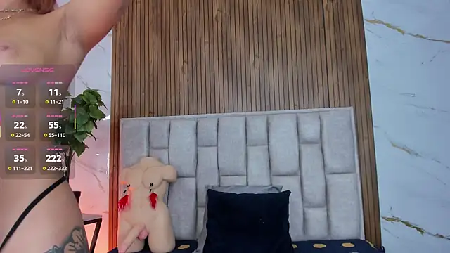 Sassha ferrer online show from 11/21/25, 07:12