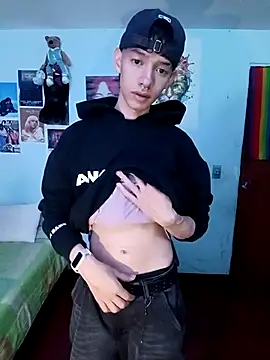 heyy noah11 online show from 10/23/25, 02:33