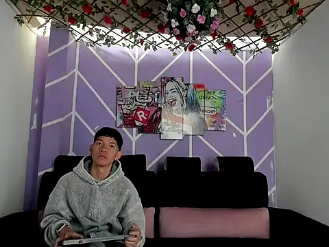 heyy noah11 online show from 02/06/26, 01:03