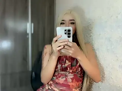 TinyTemptress online show from 03/27/26, 07:58