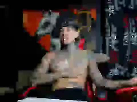 Molotov Explosive online show from 10/22/25, 04:24