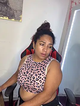  Lissa 01 online show from 10/13/25, 02:33