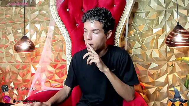 Snapshot of jhojan_foxxx_ chatting on 10/27/25, 10:36 jhojan foxxx online show from 10/27/25, 10:36