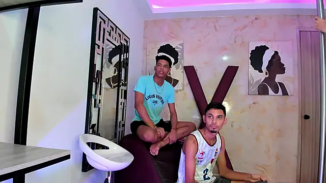 EMPIRE BOYS1 online show from 04/15/26, 07:32