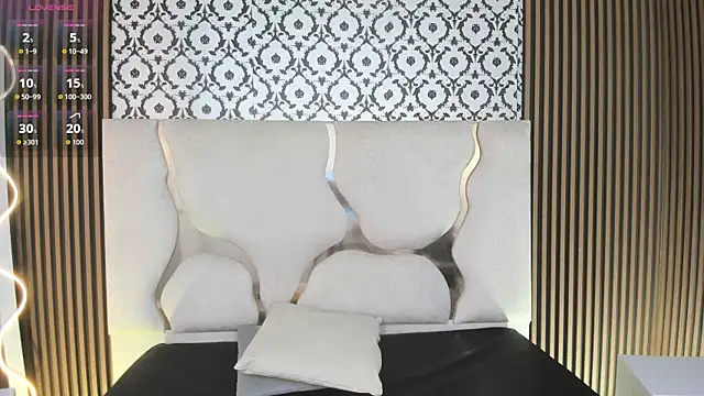 BEELLA TAY1 online show from 10/21/25, 06:41