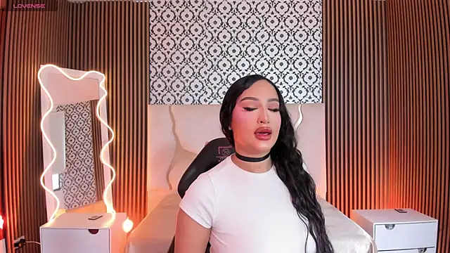 BEELLA TAY1 online show from 04/19/26, 11:31