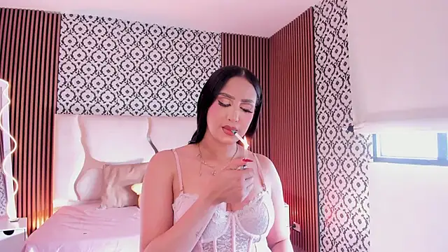 Snapshot of BEELLA_TAY1 chatting on 07/06/26, 12:46 BEELLA TAY1 online show from 07/06/26, 12:46