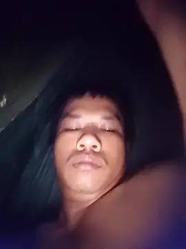 Snapshot of Dothanhthuan555 chatting on 11/13/25, 03:22 Dothanhthuan555 online show from 11/13/25, 03:22