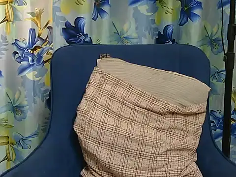 hii tanisha online show from 10/27/25, 05:44