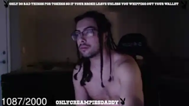 Snapshot of onlycreampiesdaddy chatting on 05/17/26, 07:43 onlycreampiesdaddy online show from 05/17/26, 07:43