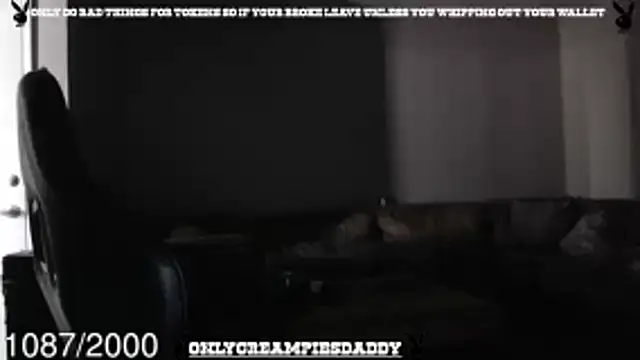 Snapshot of onlycreampiesdaddy chatting on 05/20/26, 05:19 onlycreampiesdaddy online show from 05/20/26, 05:19