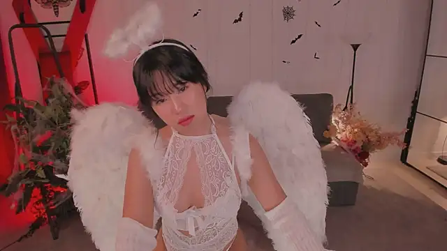 Erika Kim online show from 10/29/25, 06:04