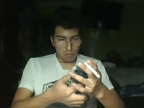 Rizz Latino online show from 02/04/26, 05:57