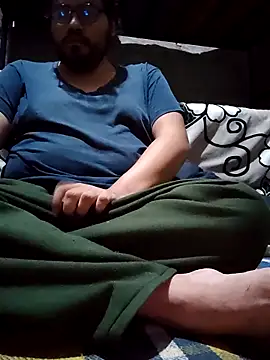 axel-spr online show from 10/18/25, 04:48