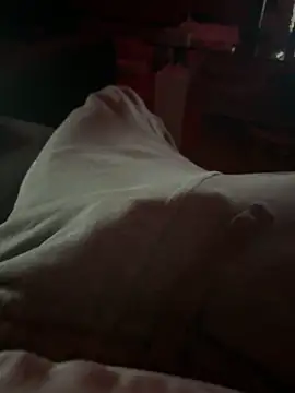 Snapshot of AlexGogo23 chatting on 12/14/25, 12:38 AlexGogo23 online show from 12/14/25, 12:38