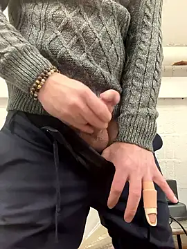 AlexGogo23 online show from 01/06/26, 05:11