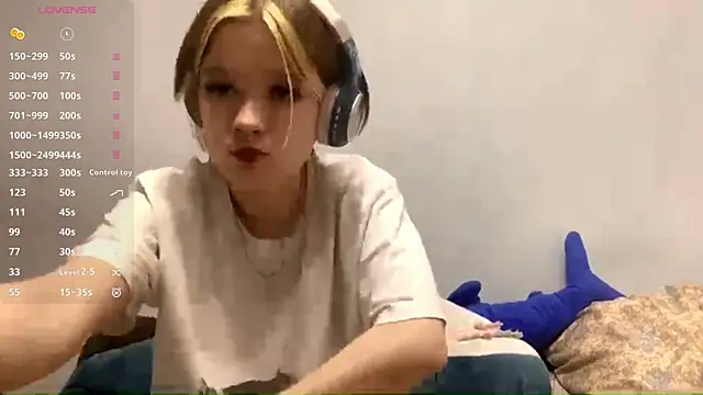 LorRebak online show from 10/21/25, 11:00