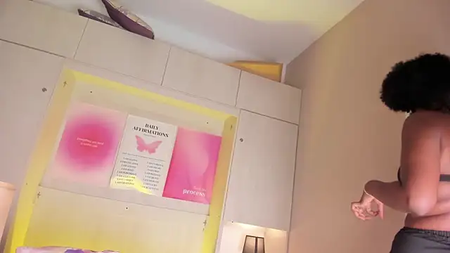 MaraBaker online show from 02/24/26, 12:03