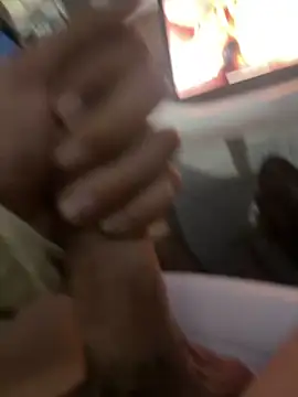 Snapshot of white_pepperz chatting on 10/17/25, 10:01 white pepperz online show from 10/17/25, 10:01