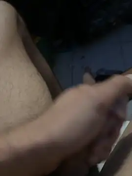 Snapshot of white_pepperz chatting on 10/23/25, 11:35 white pepperz online show from 10/23/25, 11:35