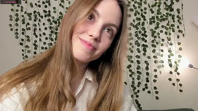 sweet and flirt online show from 10/14/25, 07:31