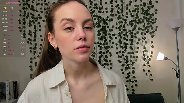 sweet and flirt online show from 10/18/25, 07:09