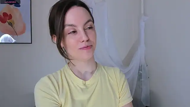 Snapshot of sweet_and_flirt chatting on 03/03/26, 06:52 sweet and flirt online show from 03/03/26, 06:52