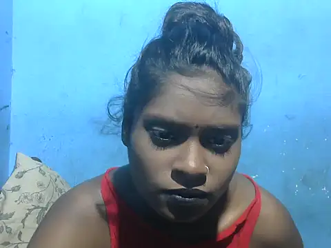 Indiansmiley01 online show from 01/17/26, 04:33