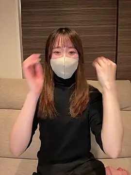 yura ra ra online show from 12/18/25, 02:34