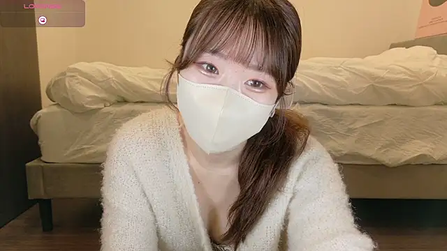 yura ra ra online show from 03/18/26, 01:14