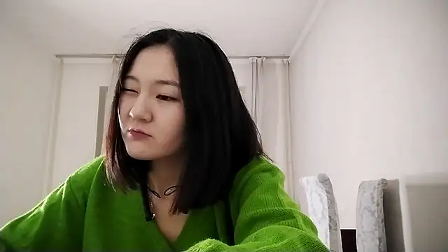 Lyndasilk online show from 11/01/25, 03:14