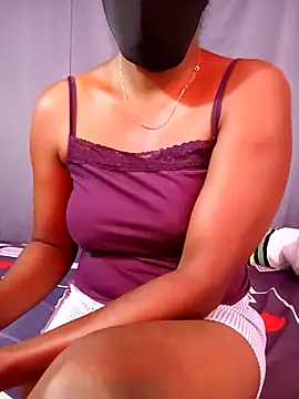 Snapshot of Mishel_hot chatting on 11/03/25, 02:13 Mishel hot online show from 11/03/25, 02:13