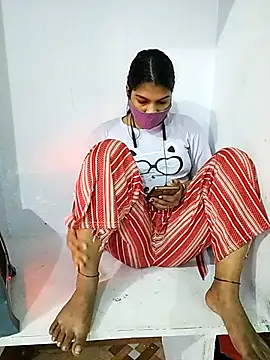 PG girl 12th online show from 11/14/25, 08:02