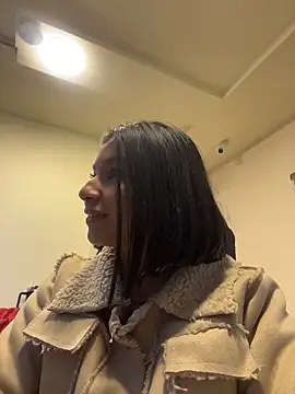 AlyssaRay online show from 02/15/26, 04:25