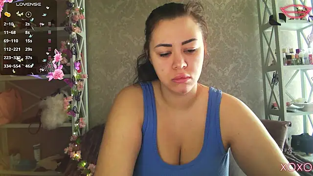 Snapshot of kiksee_ chatting on 02/11/26, 08:30 kiksee online show from 02/11/26, 08:30