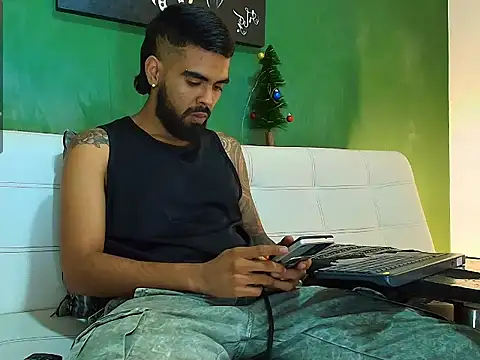 black kameron  online show from 11/26/25, 02:12