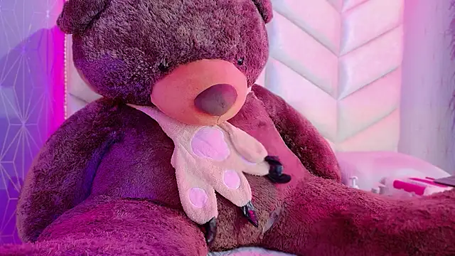 CARO ADAMS1 online show from 01/17/26, 11:37